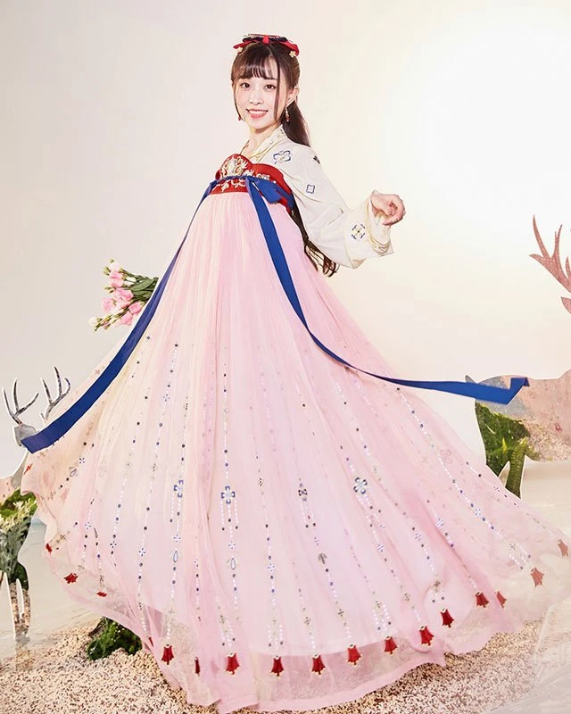 The 5 Most Popular Styles of Oriental Dress & Clothing - Asian Robe-2