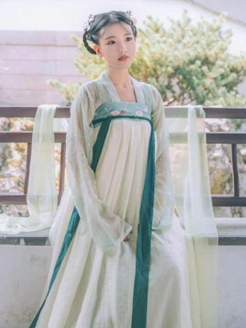 Beautiful Chinese Traditional Dress for Girls of 12 Constellations-23