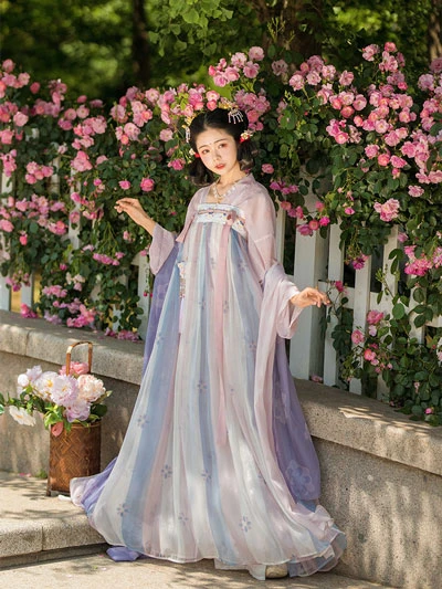 Top 10 Traditional Chinese Outfits Loved by Hanfu Fans 2021-11