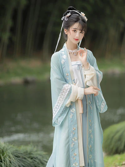 Essential Tips on How to Choose Hanfu for Newcomers-16