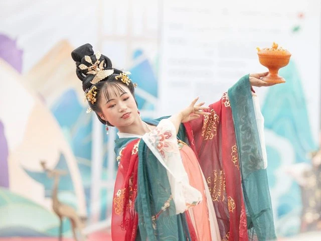 2020 Li Yi Hua Xia Hanfu Supermodel Competition-21