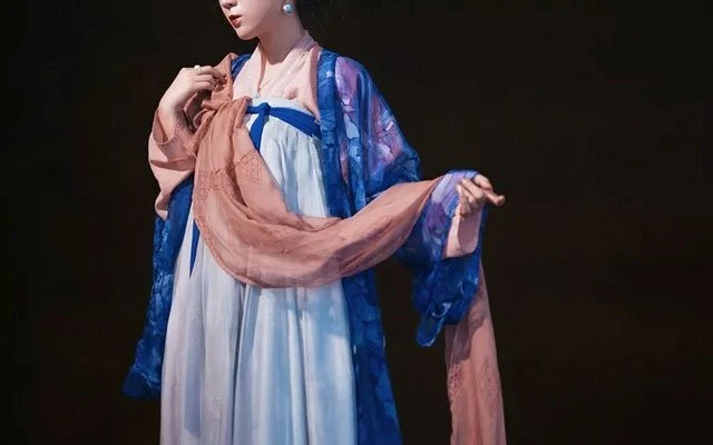 History of Chinese Traditional Hanfu Shawl: Pibo-5