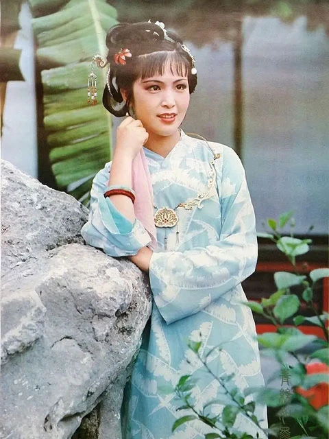 The Hanfu Aesthetics in the Dream of the Red Chamber (1987)-39