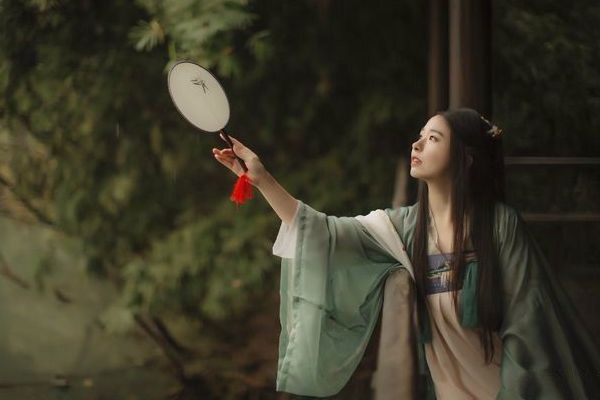 6 Props Shooting Course To Take The Most Beautiful Picture Of Hanfu-4