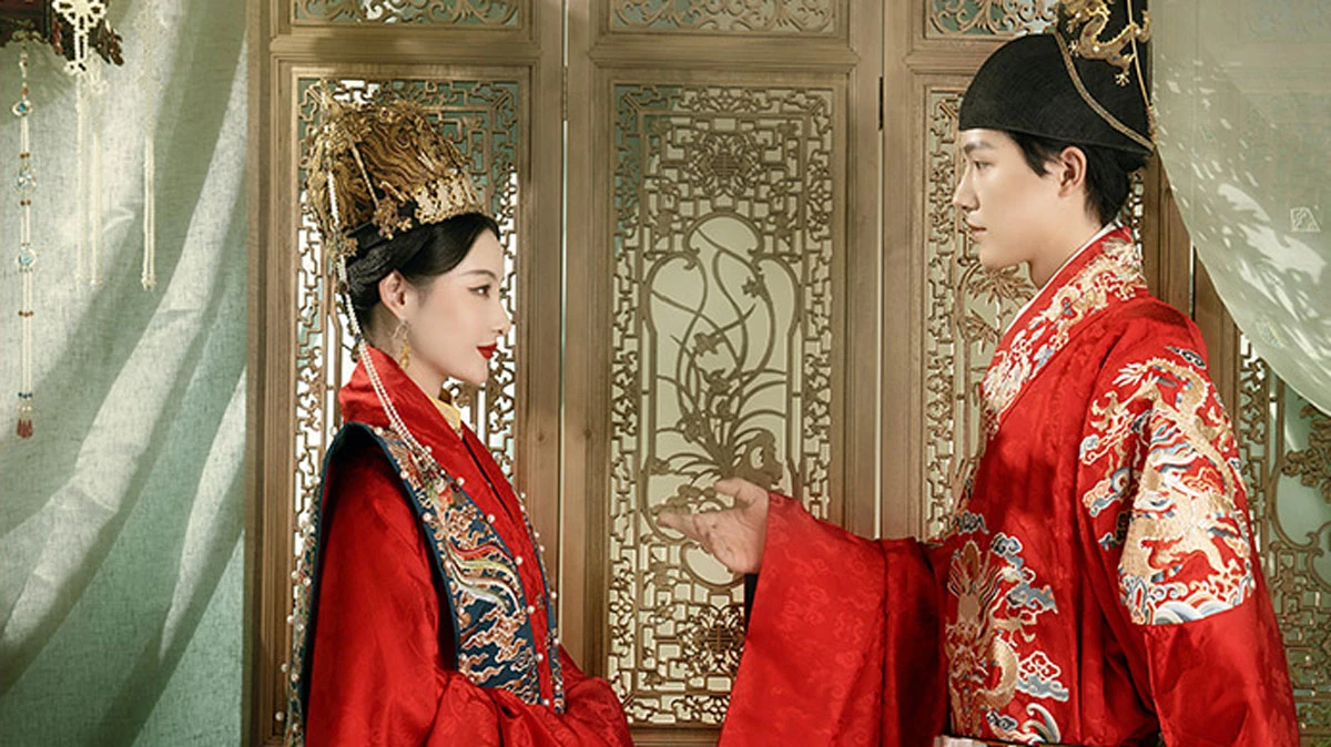 Oriental Romance - the Evolution of Traditional Chinese Wedding Dresses-1