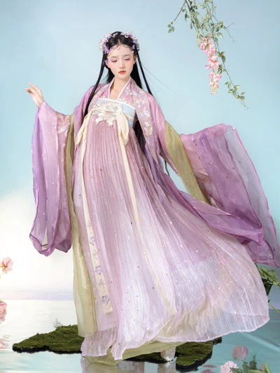 Flowers to Highlight Your Spring Hanfu Attire-37