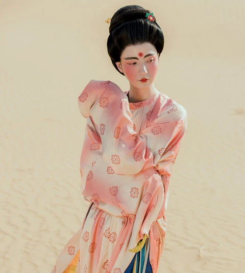 The Integration of Artifacts and Hanfu – [2]-13