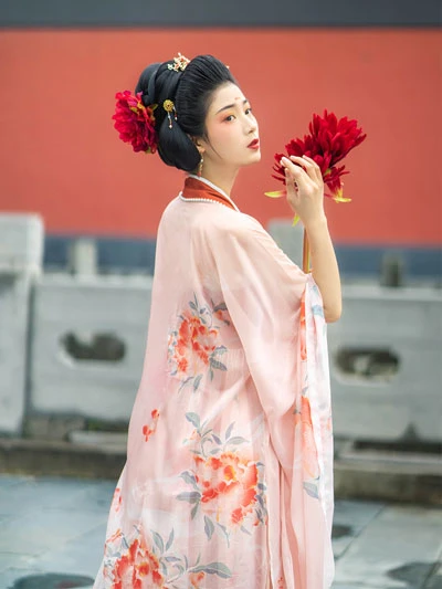 Flowers to Highlight Your Spring Hanfu Attire-18