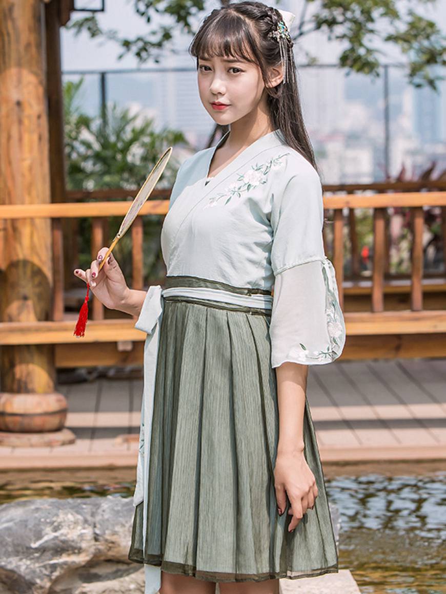 A Brief Introduction To The Development Of Modern Hanfu Culture-3