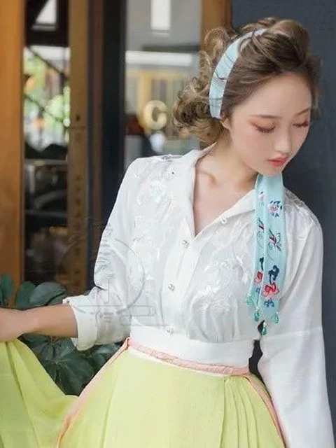 Unlock Many Ways to Wear a Beautiful Chinese Costume-7