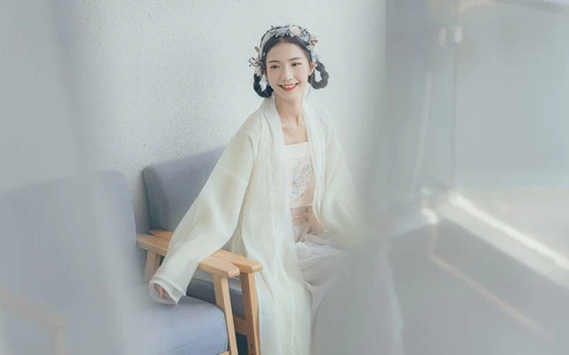 History of Traditional Chinese Attire - Hanfu Beizi-4