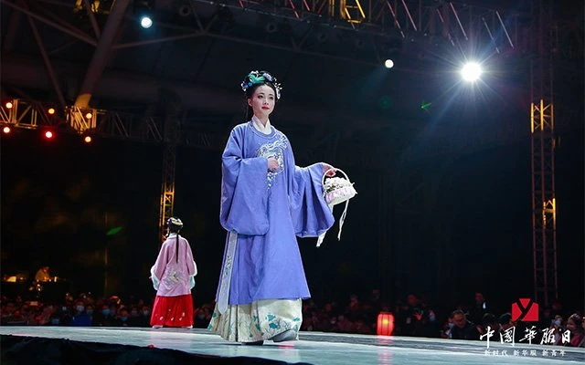 Live photos of Chinese National Costume Day on December 5-18