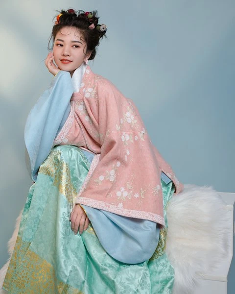 Chinese Girl Costume - Get your Hanfu Highlight Moment-13