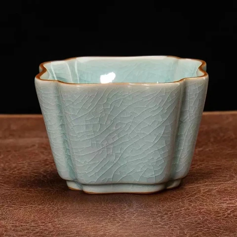 Unveiling the Subtle Harmony of Traditional Chinese Colors and Ru Porcelain-7