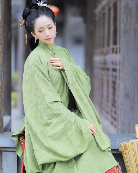 How to Choose Hanfu in Spring-5