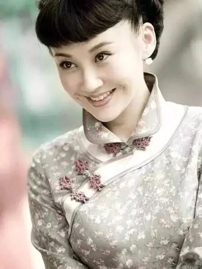 The Art of Cheongsam Collar: An Exploration of the Different Styles and Their Feature-10