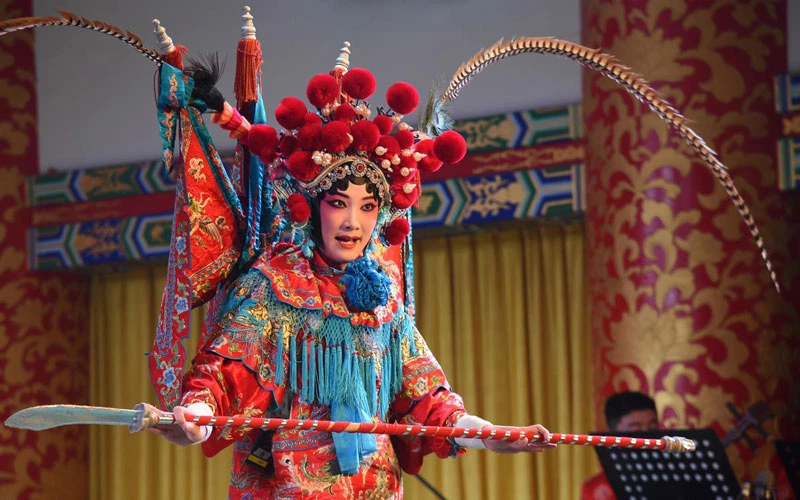 Are the Beijing Opera Costume the Same to Hanfu Costume？-12