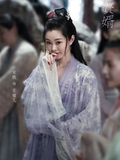 Song Yi Surprised Everyone Again! With Her Stunning Ancient Costume Look-16