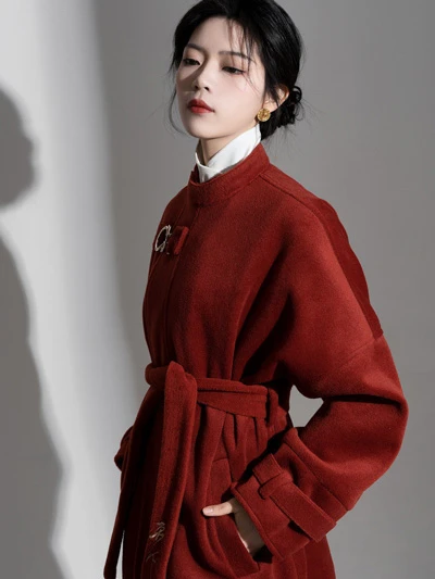 Hanfu Fashionization and Unique Tailoring System: Traditional Craftsmanship Meets Modernist-10