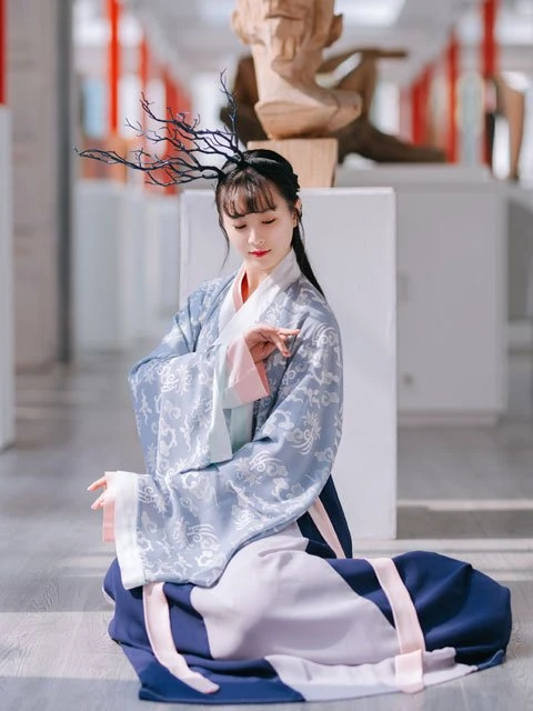 6 Fashion Hanfu Outfit Ideas in 2021-2