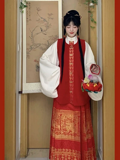 18 Latest Spring Chinese Outfits for Women 2022