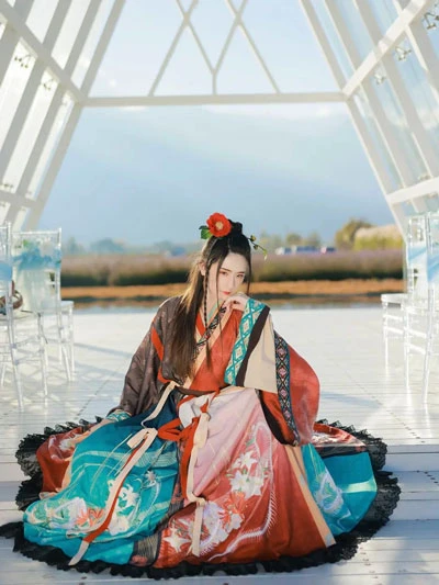 5 Kind of Beauty Traditional Chinese Clothing for Female-9