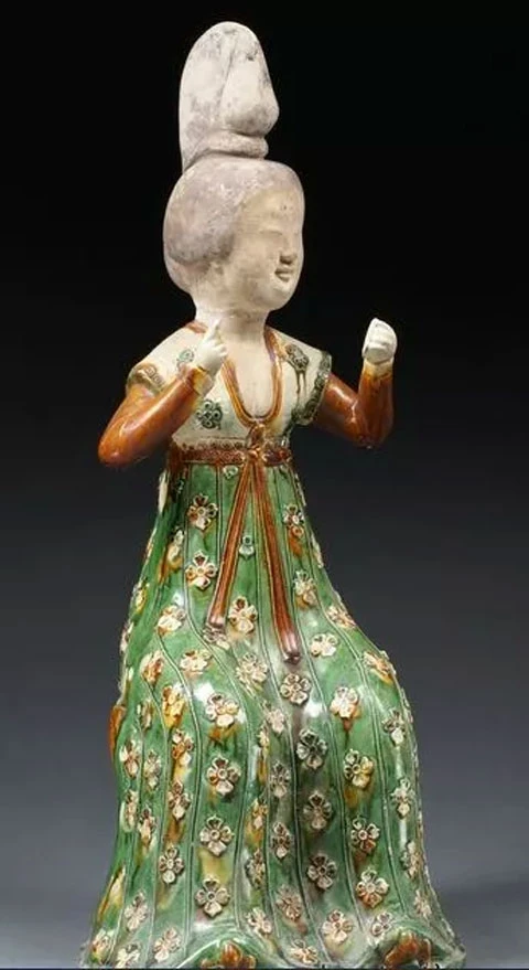 A Guide to Identifying the Hairstyles of Tang Dynasty Female Figurines-7