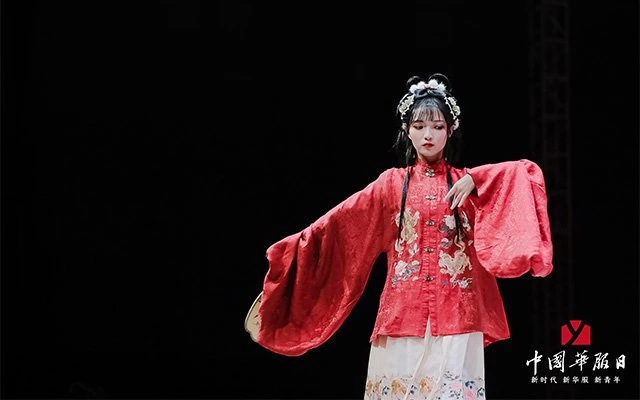 Live photos of Chinese National Costume Day on December 5-54