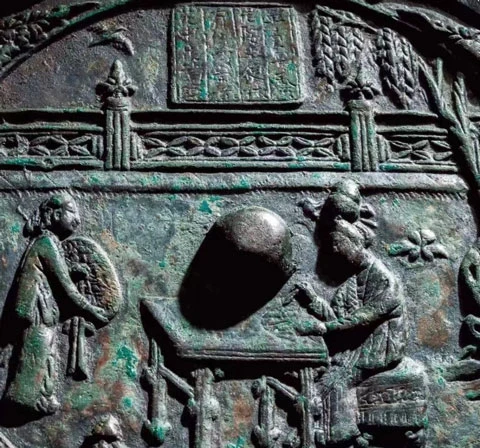 Traditional Chinese Bronze Mirror History & Meaning-11