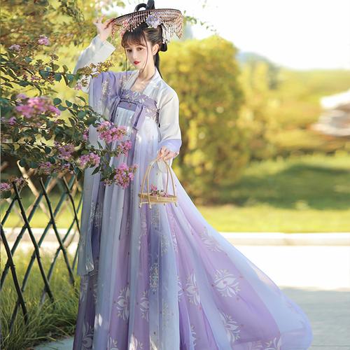 Is it hot to wear modernized Hanfu in summer? Modernized Hanfu fashion-1