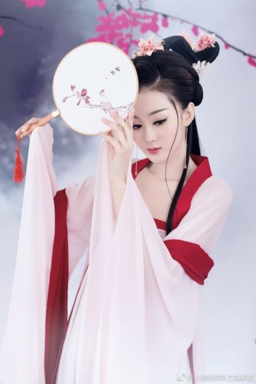 Liking Ancient Costumes and Hanfu, and Comments on Pictures of Friends in Ancient Costumes and Hanfu-2