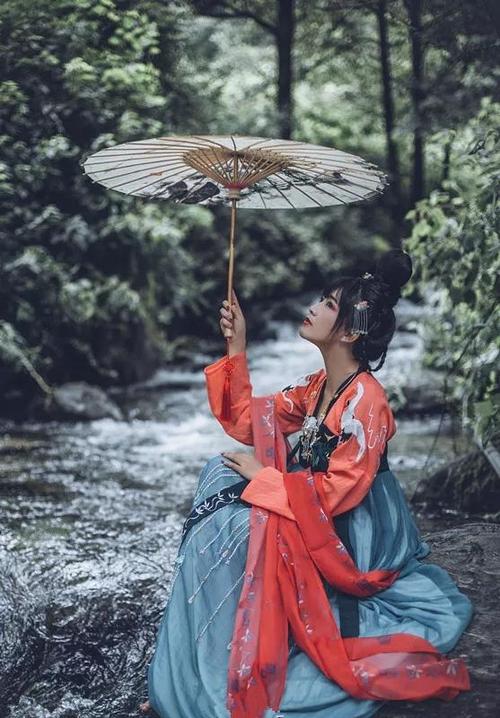 Hanfu with Wei Jin Style, Traditional Clothing with Wide Sleeves from the Wei Jin Era-3