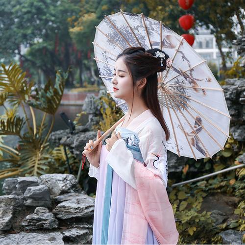 Traditional Chinese Clothing in Pink Lotus Style, Perfect for Ancient-style Photos-2