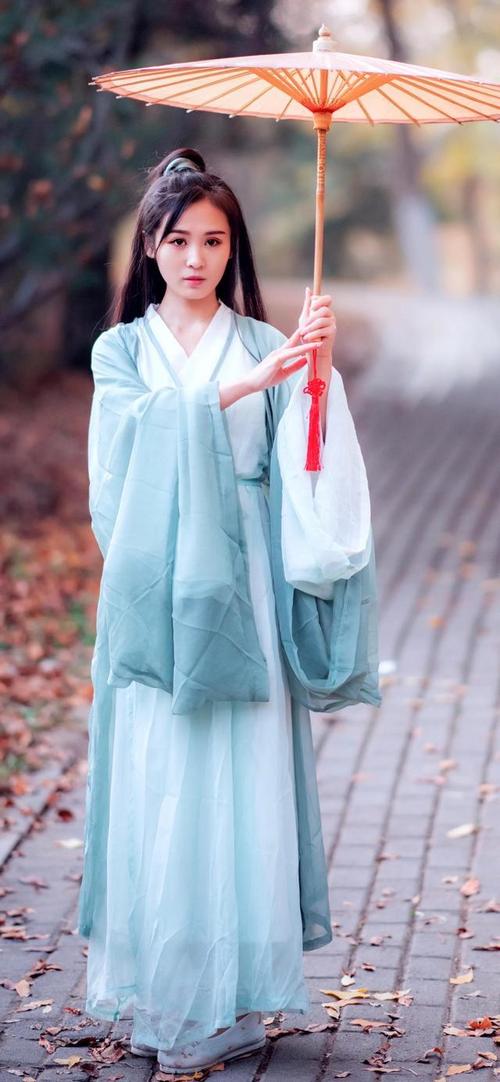 Gu Feng Hanfu Model Images, High-Quality Gu Feng Hanfu Images-3