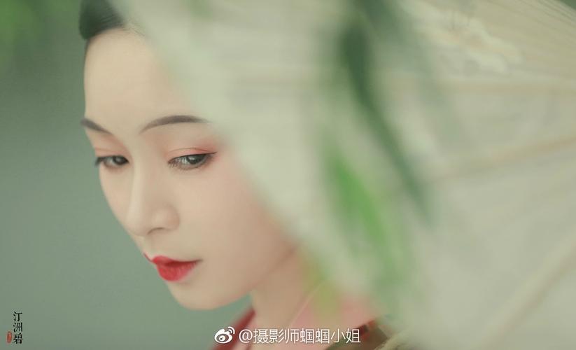 April Green Ming Dynasty Hanfu: The Timeless Beauty of Graceful Dance-1