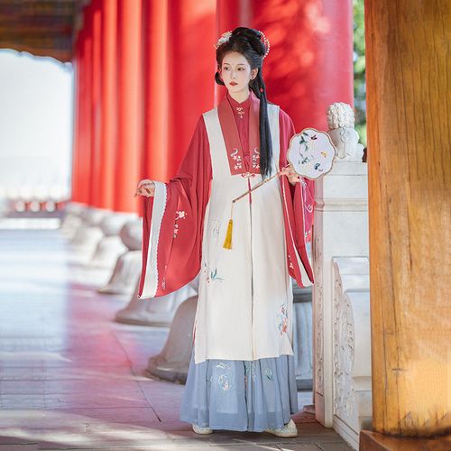 Couple in Hanfu with an Ancient Style, Children in Hanfu with an Ancient Style-2