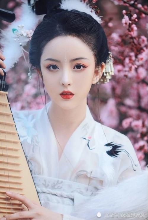 Ancient Style Beauty in Handsome Red Hanfu, Red-Clothed Ancient Style Hanfu Beauty Anime Character-3