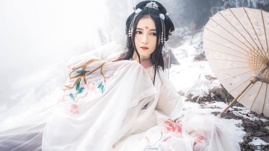 What Types of Hanfu are Suitable for Short Women and Plus-sized Women?-2