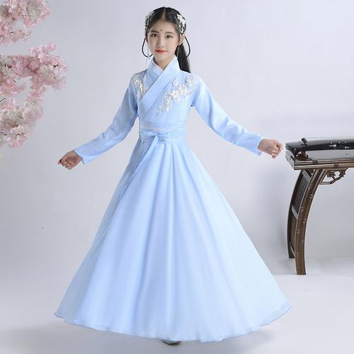 Liu Yifei's Traditional Hanfu Costumes and Paintings, Liu Yifei's Traditional Hanfu Costumes in the Drama-3