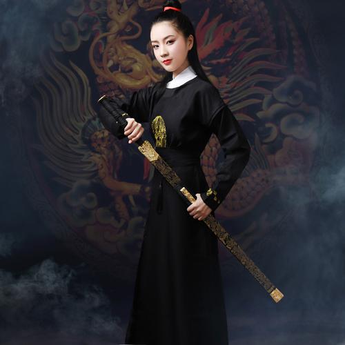 Hanfu and Tang-style Clothing for Children, Posing in Hanfu Costumes-1