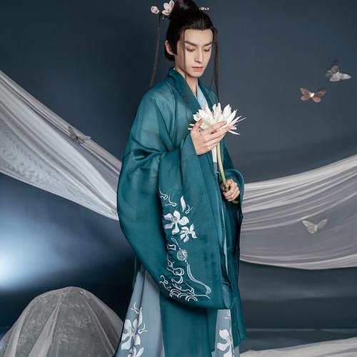 How to Describe a Hanfu Fashion Show and How to Express the Beauty of Wearing Hanfu-1