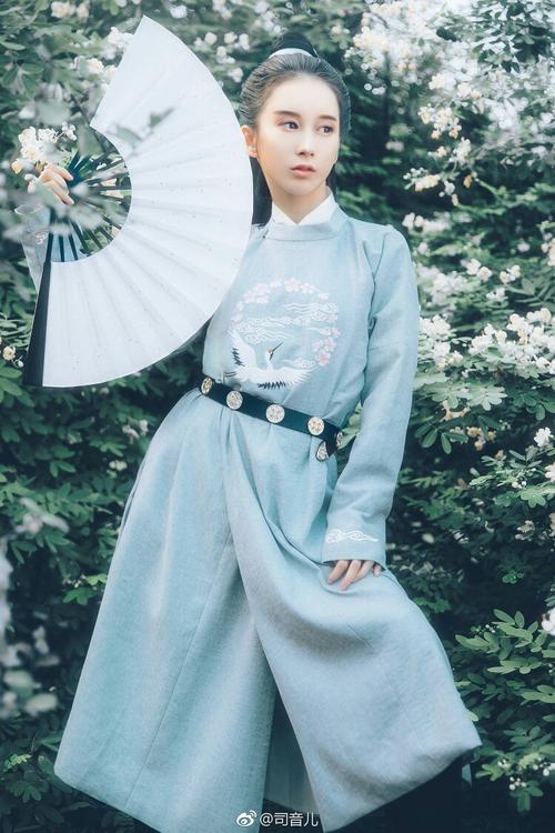 Yellow and Blue Ming Dynasty Style Hanfu Matching-1