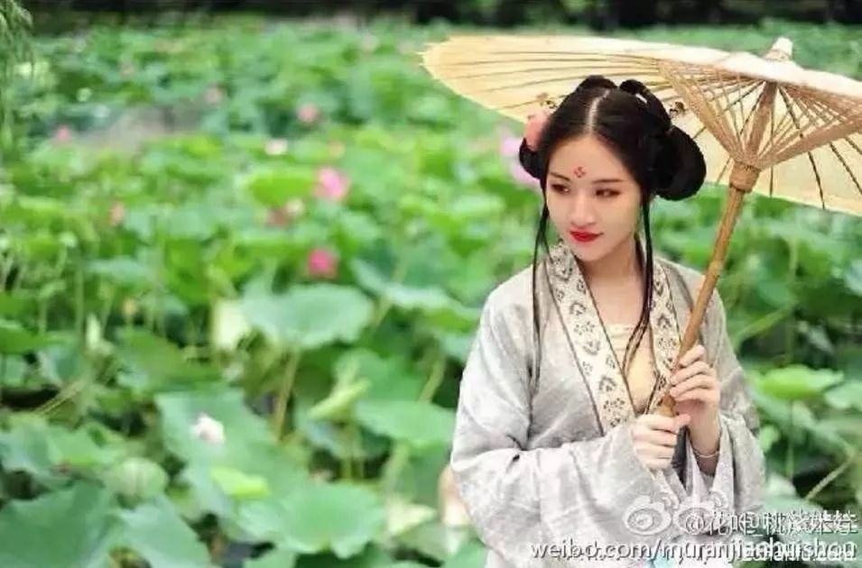 【Hanfu Hairstyles】What hairstyles are suitable for wearing Hanfu on a daily basis-24