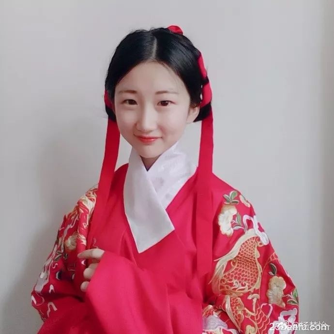 【Hanfu Hairstyles】A Compilation of Five Non-Bun Hairstyles Based on Twin Tails-6