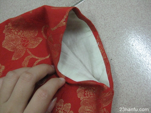 Ming Dynasty Style Upper Robe Making Process – Lining Tutorial-20