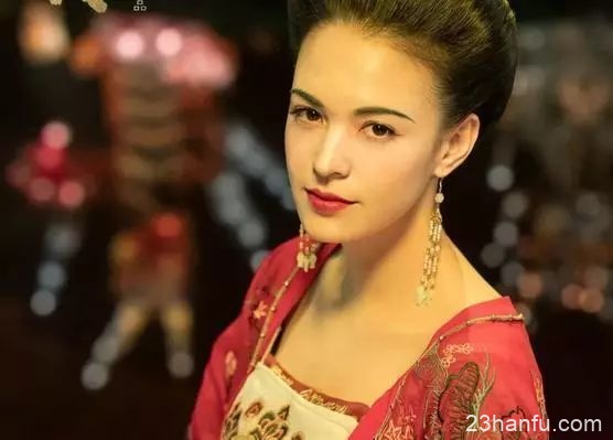 【Hanfu Makeup】Tang Dynasty makeup is a bit heavy: Are you applying makeup correctly if you love Hanfu?-15