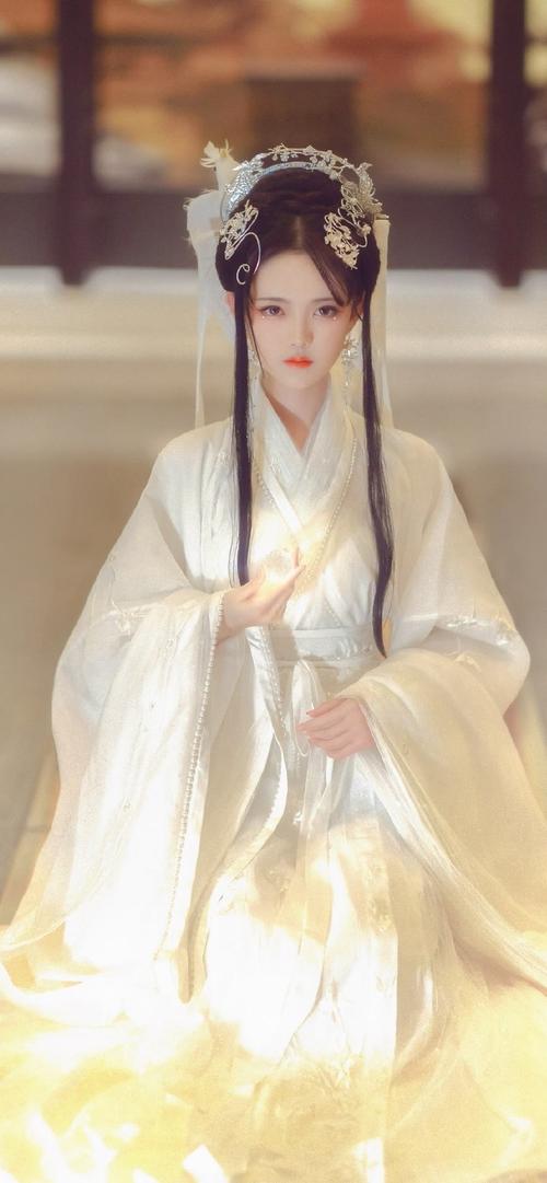 English-Chic Ancient Chinese Hanfu, Ancient Style Hanfu with a Masculine Touch-2