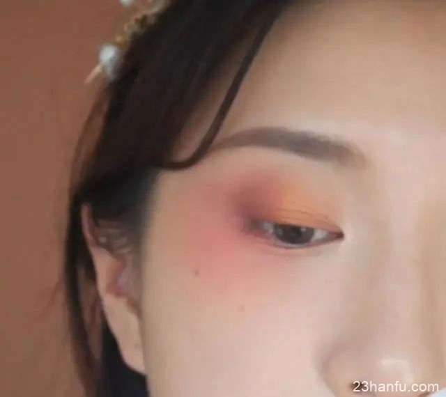 Makeup: A Simple Tutorial for a Makeup Suitable for Wearing Hanfu!-8