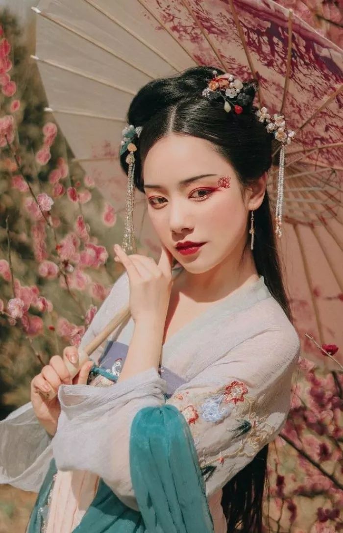 【Hanfu Makeup】Teach You a Versatile Hanfu Makeup Style, Super Easy to Master!-12