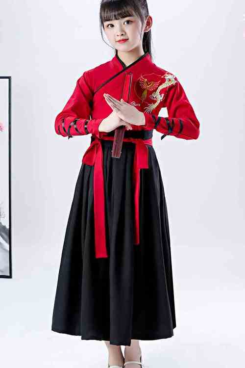 Ming Dynasty Hanfu: Reviving the Splendid Era of Wind, Flowers, Snow, and Moon-1